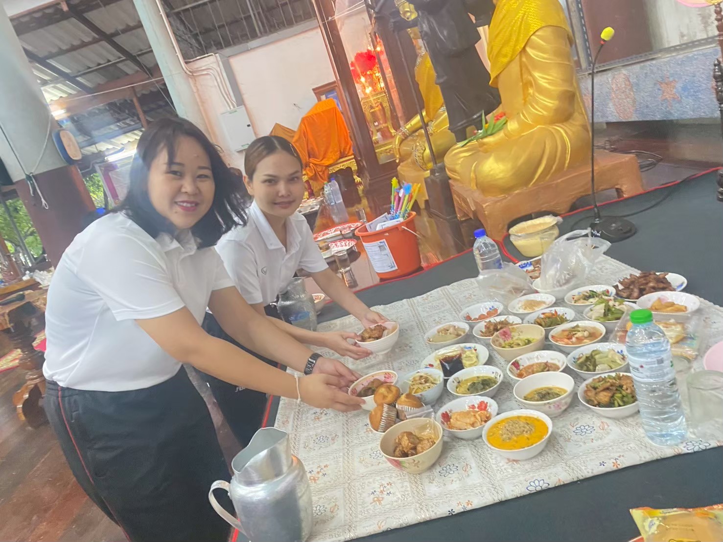 LINE ALBUM กิจกรรมแต่งขาวเข้าวัด 68 251113 3