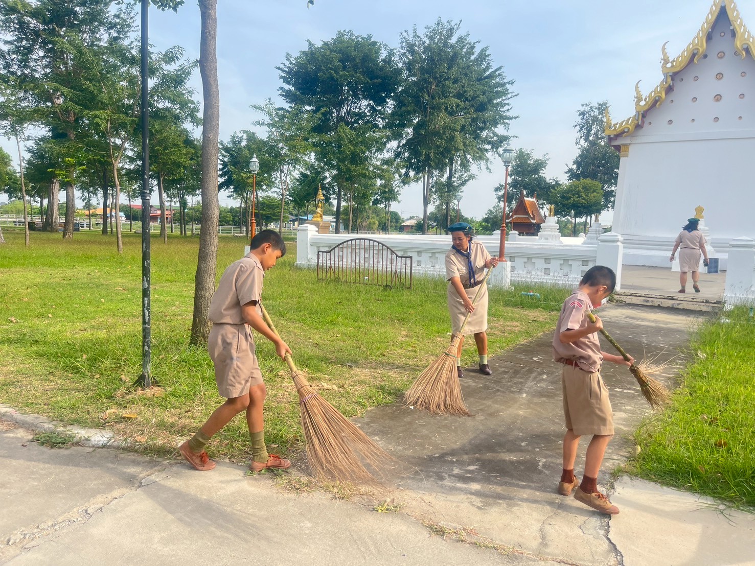 LINE ALBUM วันพระมหาธีรราชเจ้า 251124 69